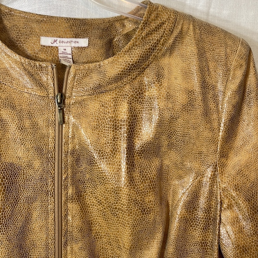 JM Collection Textured Zipper Jacket - Picture 4 of 12
